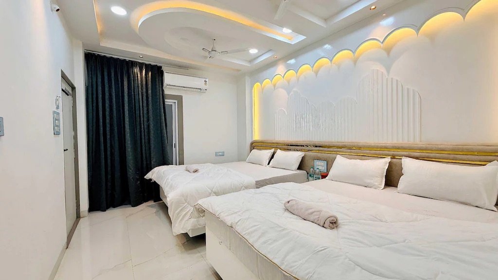 Hotel room with attached bathroom